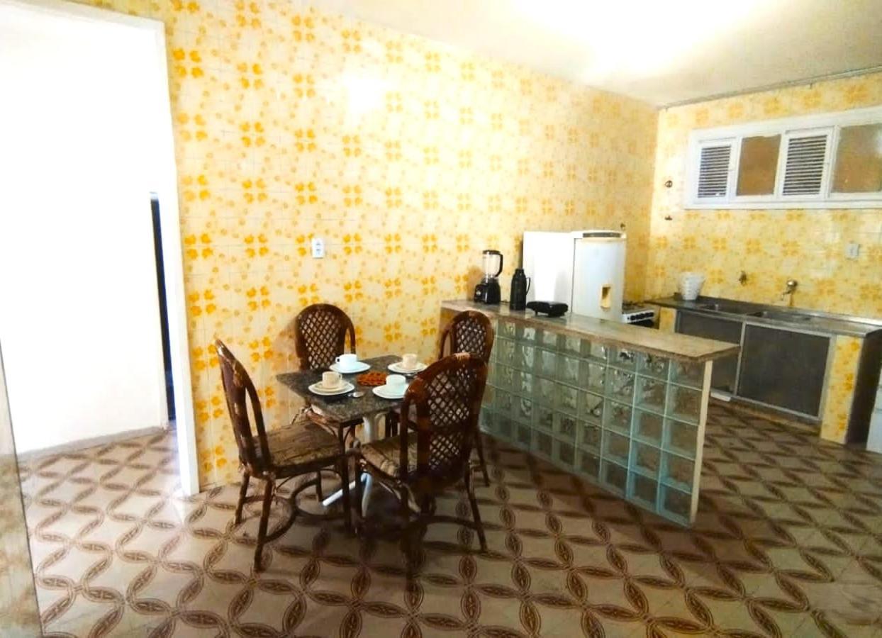 Apartamento Meireles Beira Mar Gigante 3 Quartos *